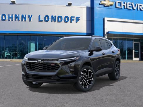 New 2026 Chevrolet Trax RS w/ Sunroof Package FWD image 6