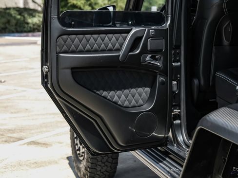 Used 2017 Mercedes-Benz G 550 Squared image 91