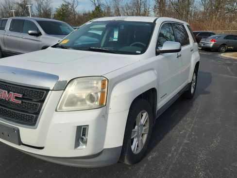 Used 2013 GMC Terrain SLE w/ LPO, Chrome Package image 6