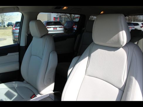New 2026 Honda Odyssey EX-L image 7