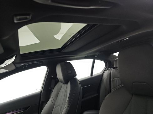 Used 2026 BMW 540i xDrive AWD/4WD image 11