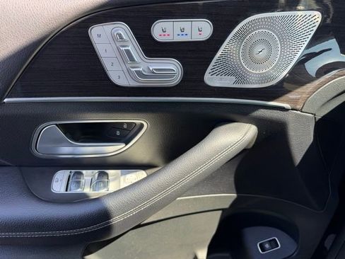Certified 2023 Mercedes-Benz GLS 450 4MATIC image 13
