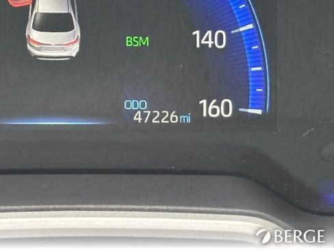 Used 2021 Toyota Corolla XSE w/ Carpet Mat Package (TMS) image 32