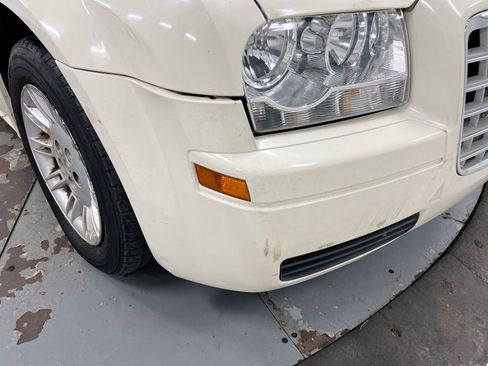 Used 2006 Chrysler 300 RWD image 23