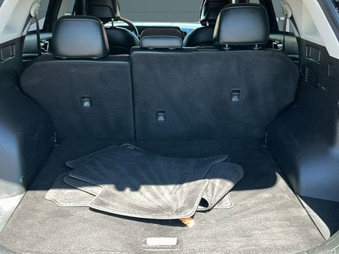 Used 2024 Kia Sportage EX image 11