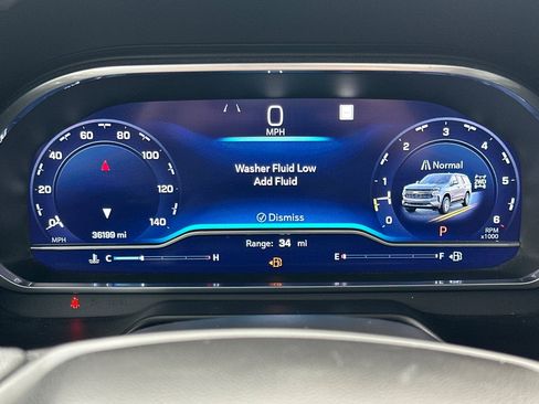 Certified 2023 Chevrolet Suburban Premier image 38