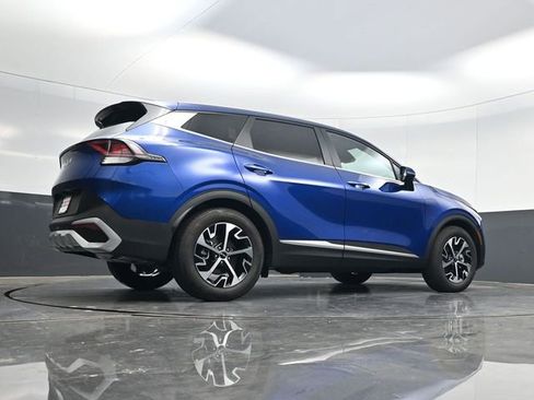 Used 2025 Kia Sportage EX image 47