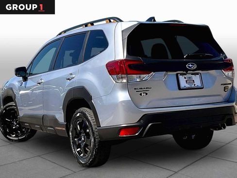 Used 2025 Subaru Forester Wilderness AWD/4WD image 12