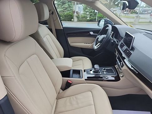 Used 2018 Audi Q5 2.0T Premium Plus w/ Premium Plus Package AWD/4WD image 15