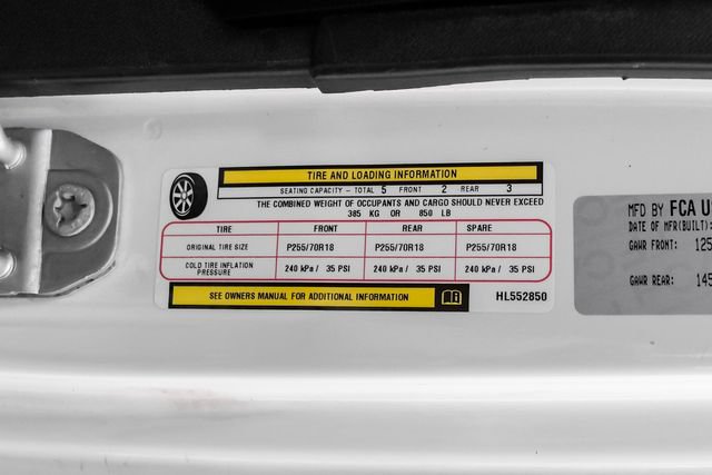 Used 2017 Jeep Wrangler Unlimited Sahara w/ Connectivity Group AWD/4WD image 55