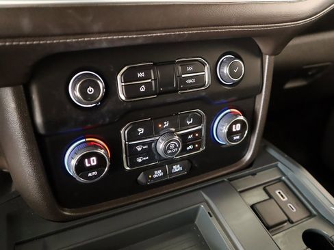 Used 2022 Chevrolet Tahoe LS w/ Driver Alert Package image 7