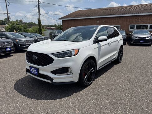 Certified 2022 Ford Edge ST w/ Equipment Group 401A AWD/4WD image 4