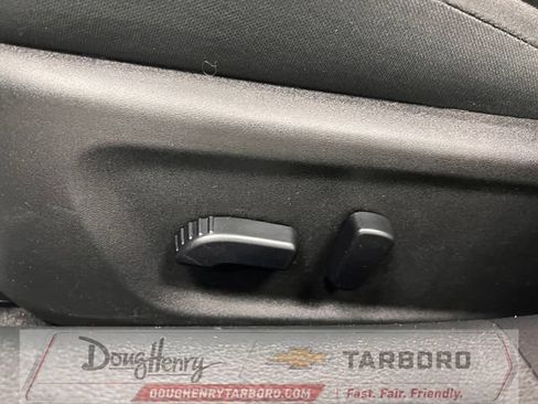Used 2025 Nissan Altima 2.5 SV FWD image 29