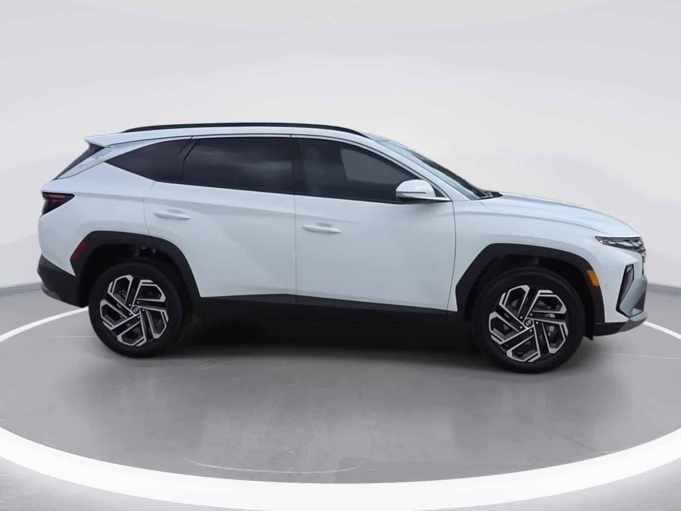 New 2026 Hyundai Tucson Limited AWD/4WD image 8