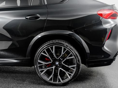 Used 2025 BMW X6 M Competition image 17