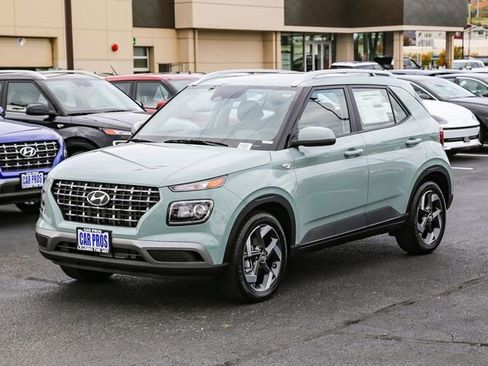 New 2026 Hyundai Venue SEL image 4