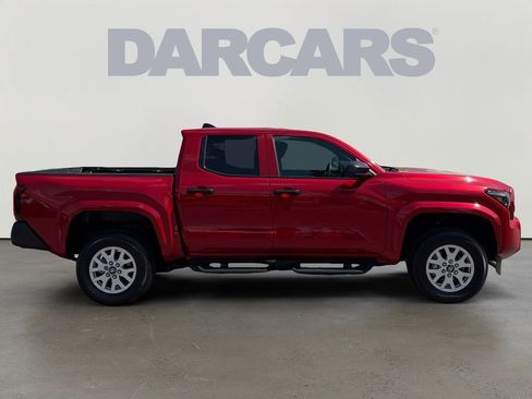Used 2025 Toyota Tacoma SR AWD/4WD image 8