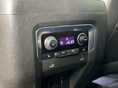 Used 2021 Chevrolet Tahoe Premier image 26