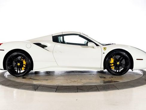 Certified 2019 Ferrari 488 Spider RWD image 13
