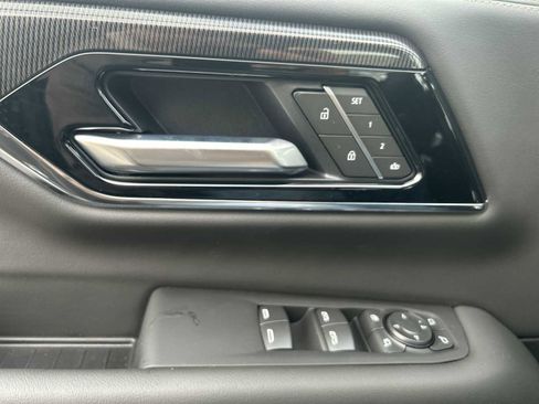 New 2026 GMC Yukon Elevation AWD/4WD image 23