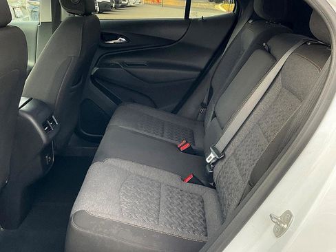 Used 2024 Chevrolet Equinox LT image 30