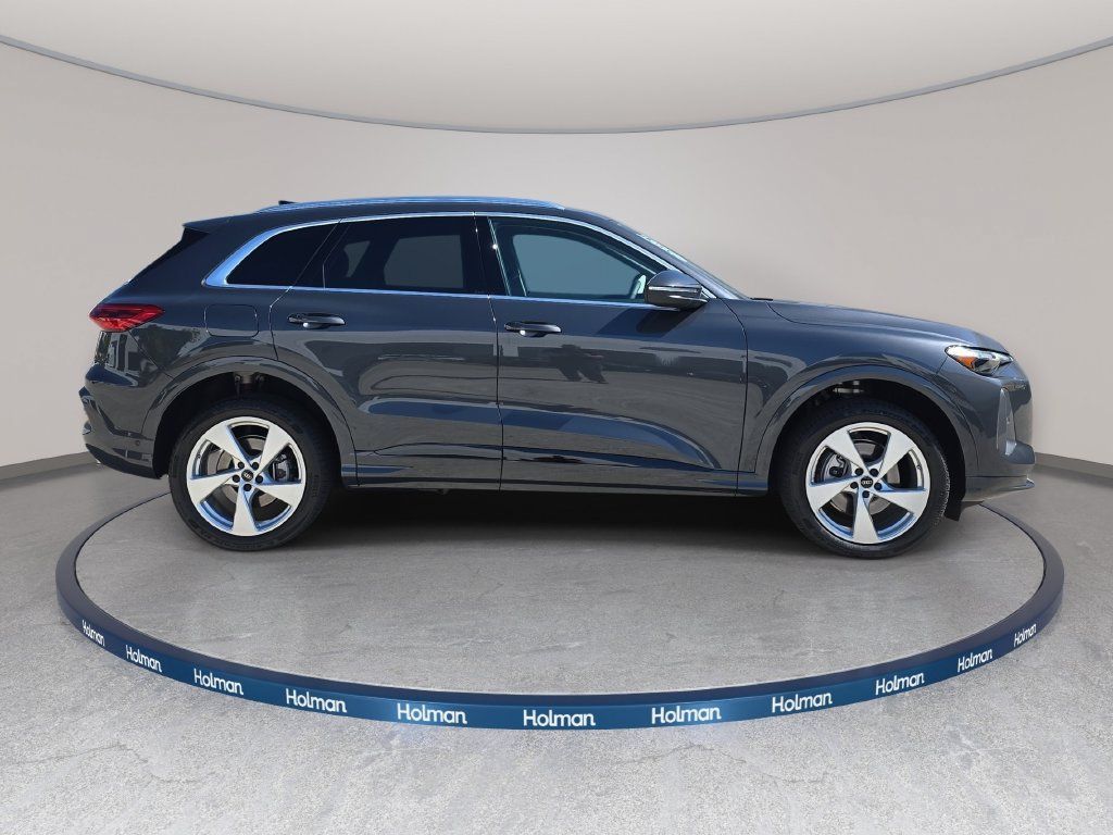 New 2026 Audi Q5 Premium Plus AWD/4WD image 4