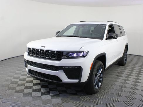 New 2026 Jeep Grand Cherokee L Limited AWD/4WD image 26