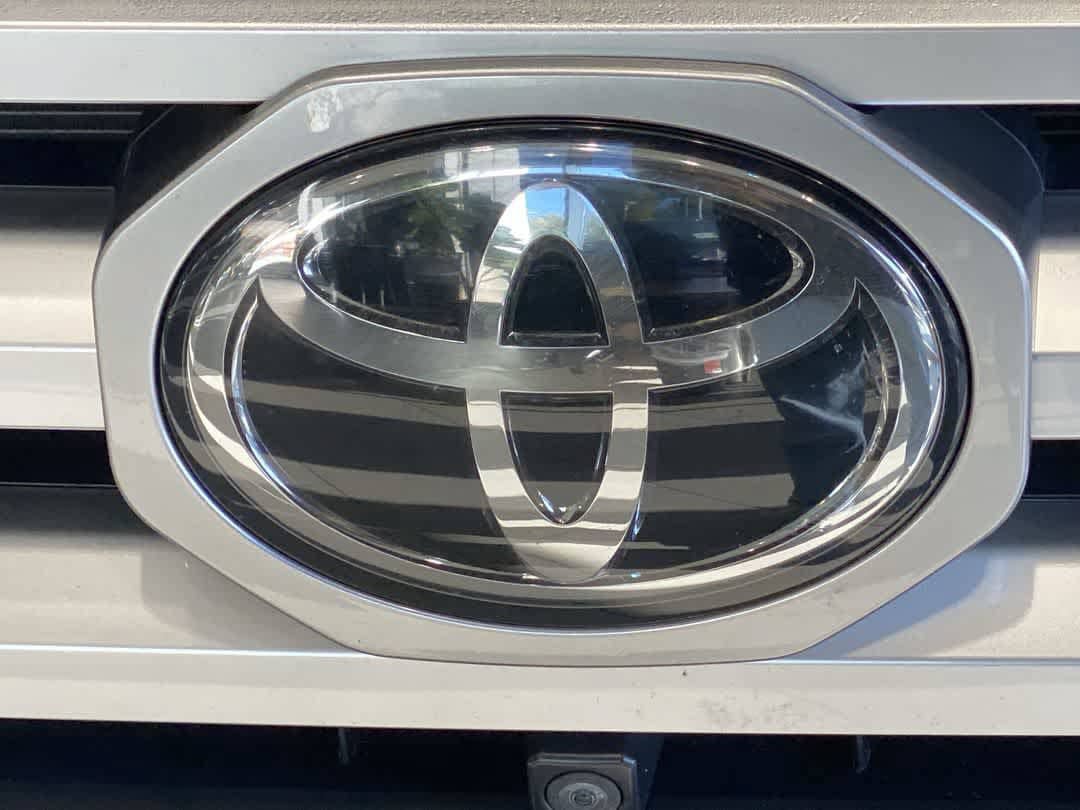 Certified 2021 Toyota Tacoma Limited AWD/4WD image 10