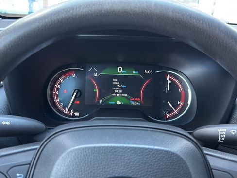 Used 2024 Toyota RAV4 LE AWD/4WD image 25