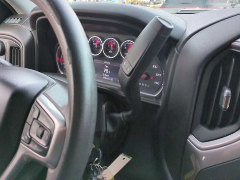 Used 2023 Chevrolet Silverado 2500 Custom w/ Custom Convenience Package image 15