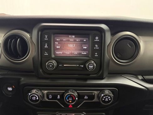 Certified 2021 Jeep Gladiator Sport AWD/4WD image 16