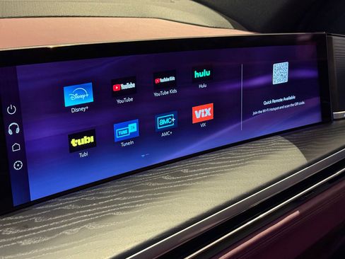 New 2025 Cadillac Escalade ESV Premium Luxury w/ Touring Package image 33