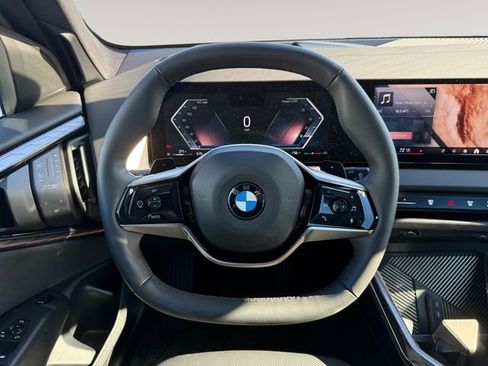 Used 2025 BMW X3 xDrive30i w/ Premium Package image 12