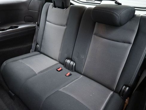 Used 2019 Nissan Pathfinder S AWD/4WD image 20