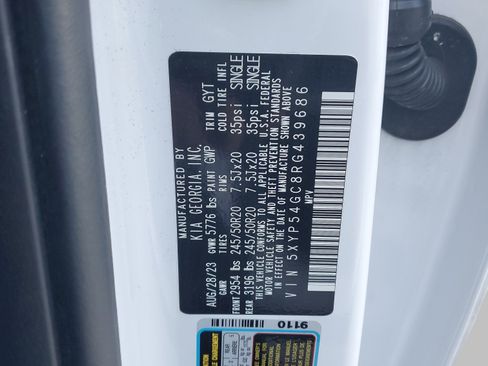 Certified 2024 Kia Telluride SX image 28