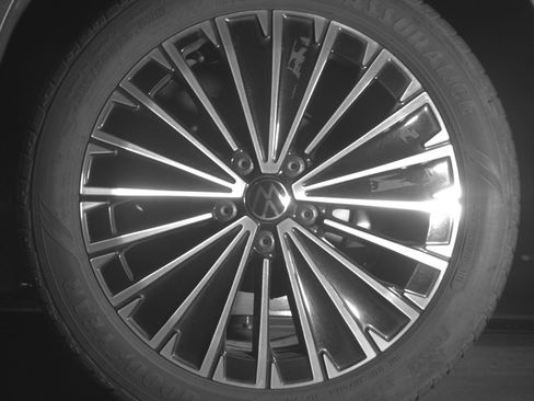 Used 2025 Volkswagen Taos SE image 14