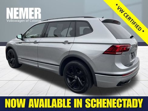 Certified 2023 Volkswagen Tiguan SE R-Line AWD/4WD image 4
