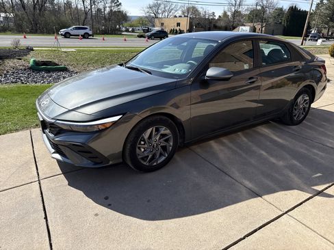 Certified 2024 Hyundai Elantra SEL image 15