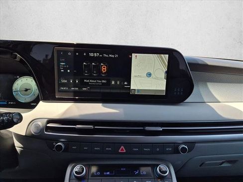 Used 2023 Hyundai Palisade SEL FWD image 13
