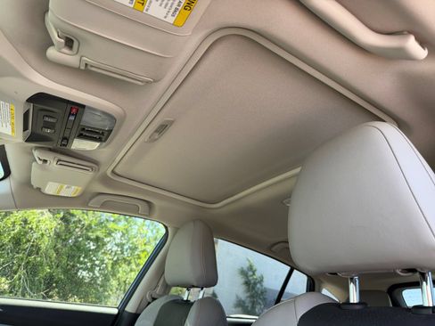 Used 2019 Subaru Crosstrek 2.0i Limited w/ Moonroof Package w/Navigation AWD/4WD image 20