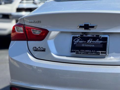 Used 2018 Chevrolet Malibu LT image 15