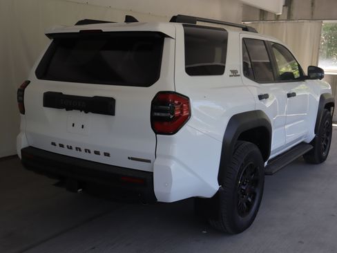 New 2026 Toyota 4Runner TRD Off-Road Premium AWD/4WD image 7