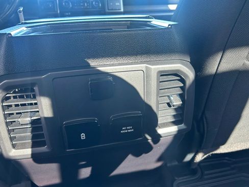 Used 2017 Ford F150 XLT w/ Equipment Group 302A Luxury AWD/4WD image 21