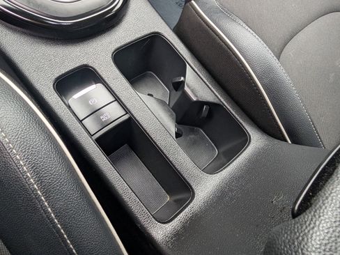 Used 2024 Kia Forte GT-Line w/ GT-Line Premium Package image 32