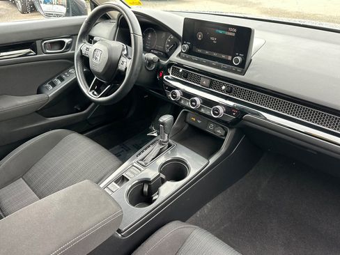 Used 2023 Honda Civic EX image 18