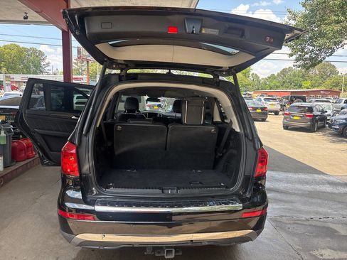 Used 2015 Mercedes-Benz GL 450 4MATIC image 15