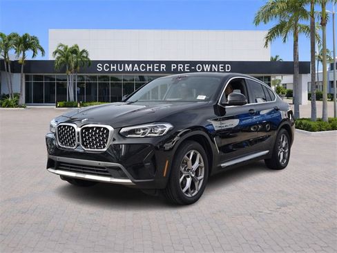 Used 2022 BMW X4 xDrive30i w/ Parking Assistance Package image 3