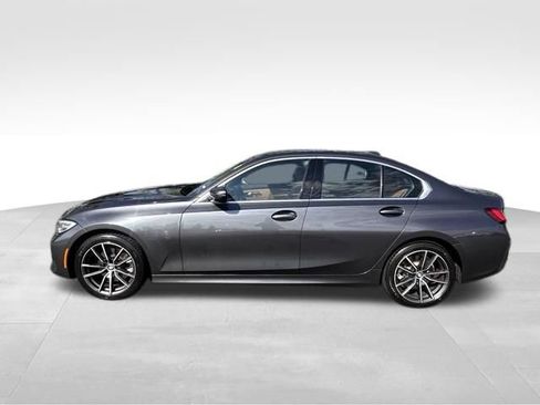 Used 2022 BMW 330i xDrive Sedan w/ Driving Assistance Package AWD/4WD image 3