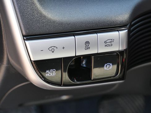 Certified 2024 Hyundai Ioniq 5 Limited AWD/4WD image 21