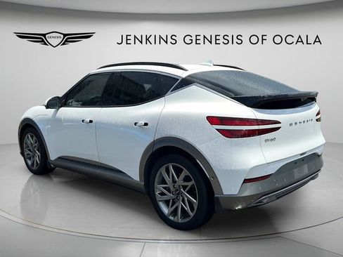 Certified 2023 Genesis GV60 Advanced AWD/4WD image 5